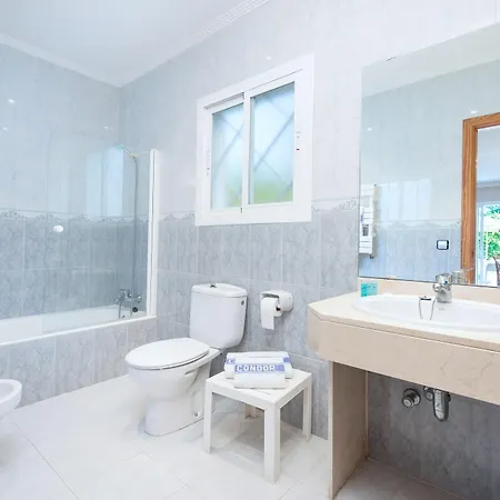Hotel Nura Condor