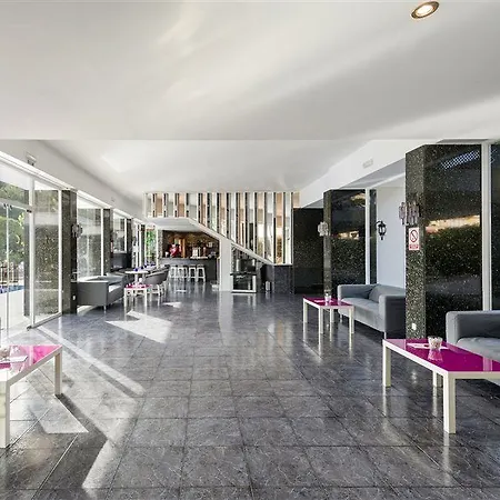 Nura Condor Hotel 3*