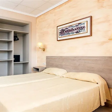Nura Condor Hotel 3*