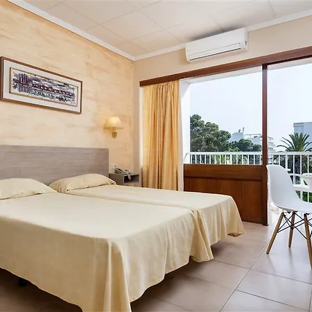 Nura Condor Hotel 3*