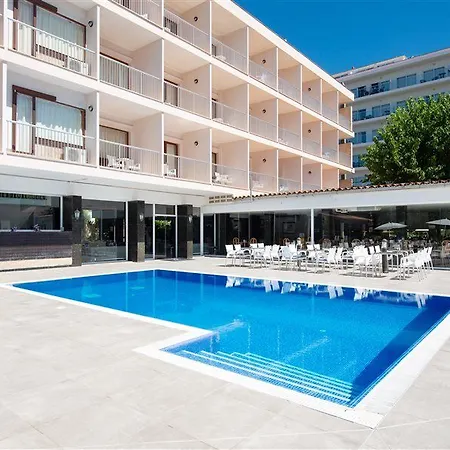 Hotel Nura Condor 3*